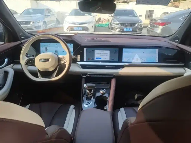 Geely Xingyue L — Фото автомобиля 9