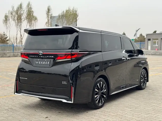 Toyota Vellfire — Фото автомобиля 4