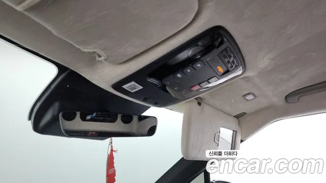 Kia Canival Новый Carnival 4 поколение Бензин 9 мест Hi-Limousine (Спецкузов) — Фото автомобиля 27