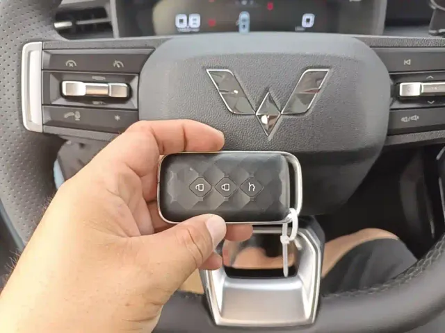 Wuling Asta — Фото автомобиля 8