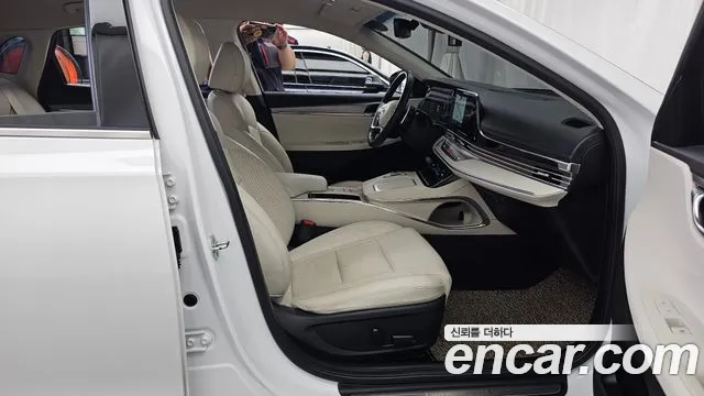 Hyundai Grandeur Новый Grandeur IG — Фото автомобиля 11