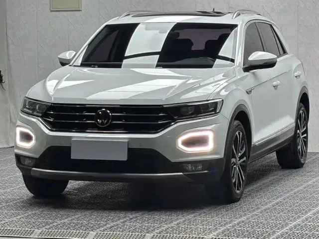 Фотография автомобиля — Volkswagen T-Roc