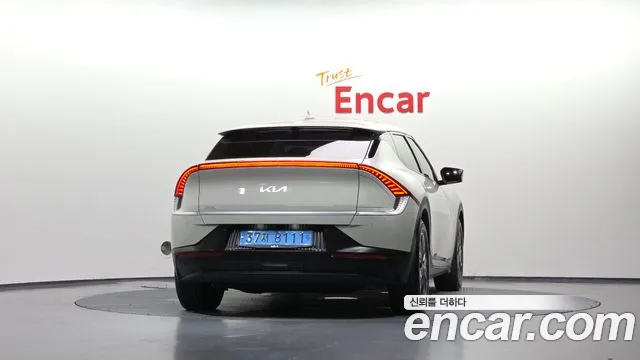 Kia EV6 — Фото автомобиля 4