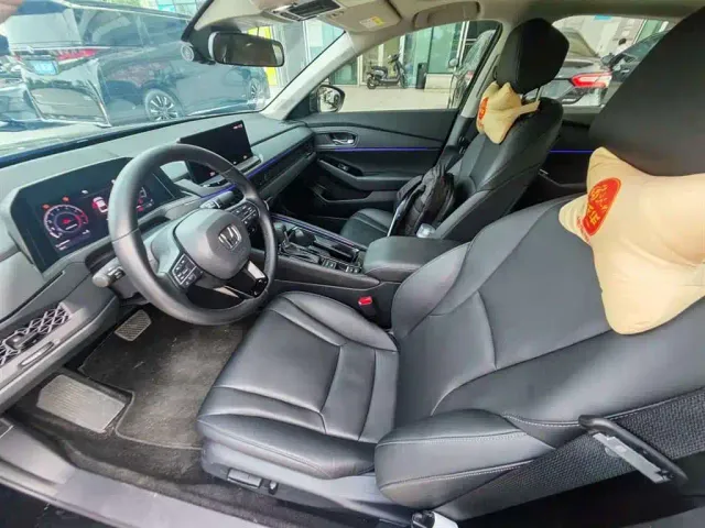 Honda Accord 2025 Sport Series 260TURBO Luxury Edition — Фото автомобиля 7