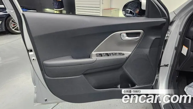 Kia Niro Niro Plus Earth — Фото автомобиля 24