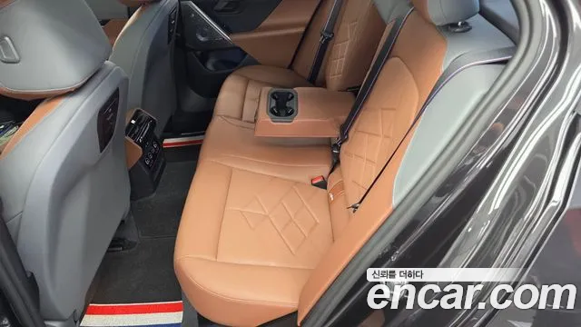 BMW 5 Series G60 — Фото автомобиля 26