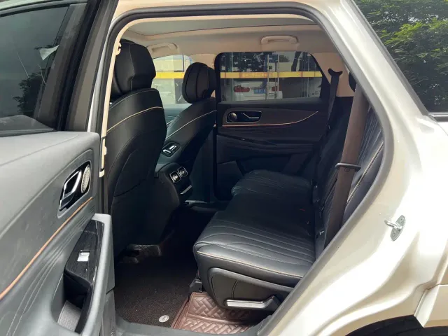 Chery Tiggo 9 — Фото автомобиля 6