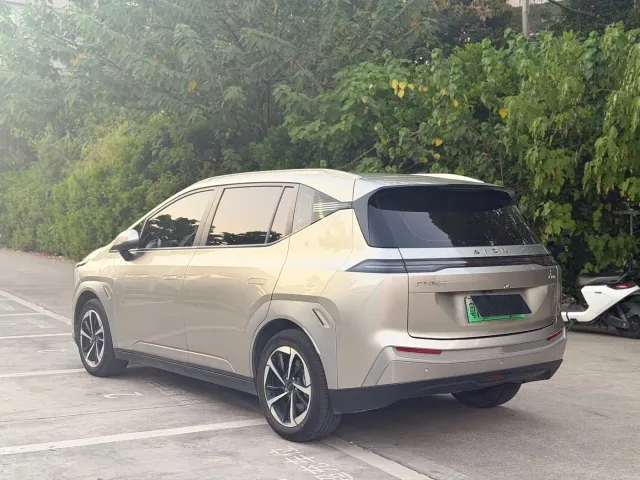 GAC Aion Y — Фото автомобиля 6