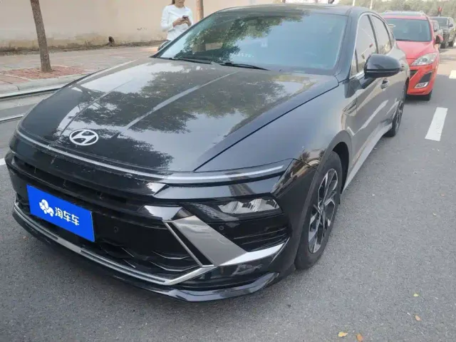 Фотография автомобиля — Hyundai Sonata