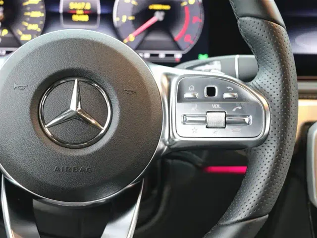 Mercedes-Benz G-Class — Фото автомобиля 19