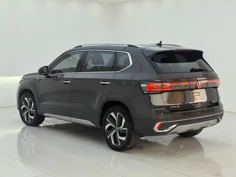 Volkswagen Tharu 2023 300TSI 2WD Full Moon Edition — Фото автомобиля 4