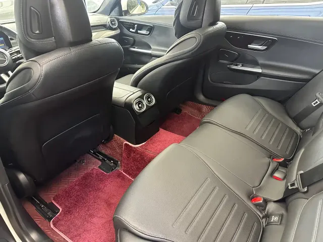 Mercedes-Benz C-Class — Фото автомобиля 23