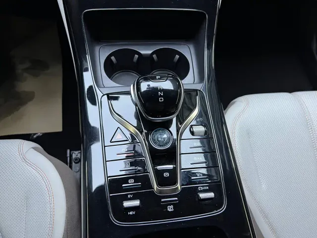 BYD Qin PLUS — Фото автомобиля 7