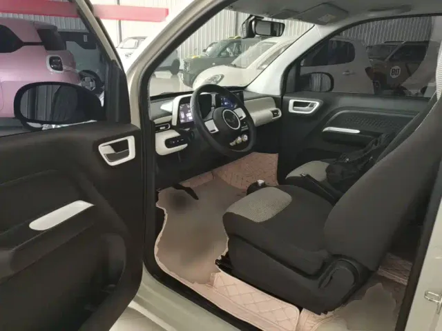Wuling Hongguang Mini EV — Фото автомобиля 15
