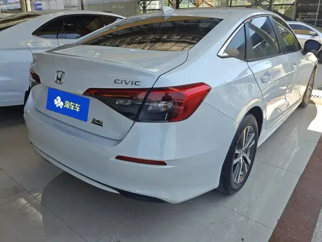 Honda Civic — Фото автомобиля 3