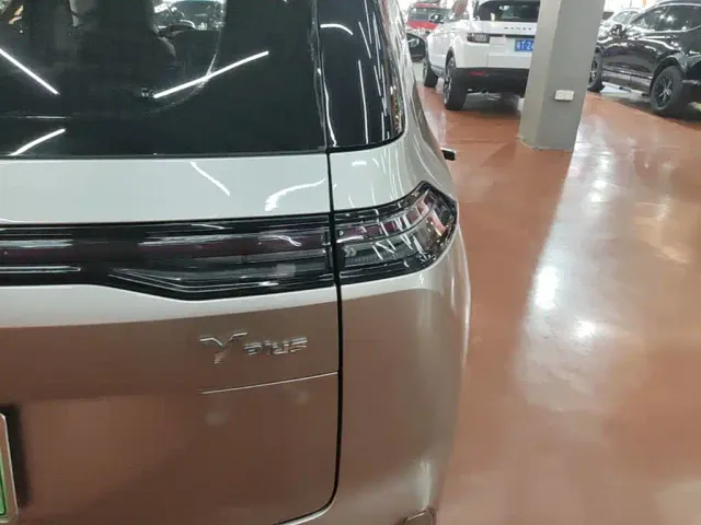 GAC Aion Y — Фото автомобиля 7