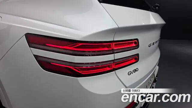 Genesis GV80 — Фото автомобиля 8