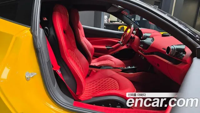 Ferrari F8 — Фото автомобиля 11