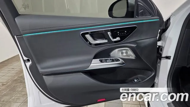 Mercedes-Benz E-Class W214 — Фото автомобиля 15