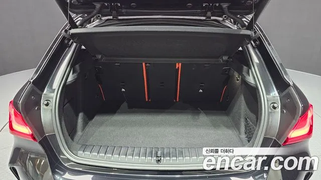 BMW 1 Series F40 — Фото автомобиля 20