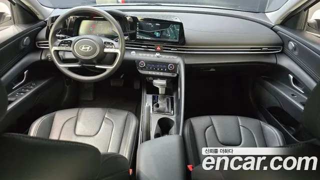 Hyundai AVANTE Новый Avante (CN7) — Фото автомобиля 7
