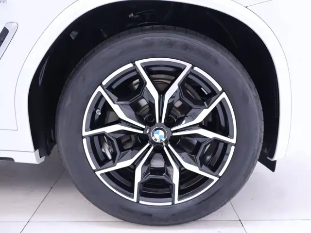 BMW X3 — Фото автомобиля 6