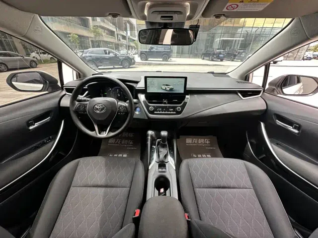Toyota Corolla — Фото автомобиля 6