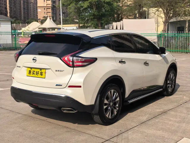 Nissan Murano — Фото автомобиля 12