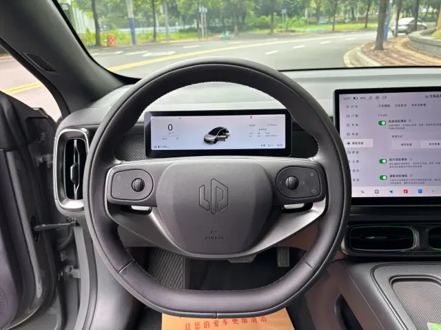Leapmotor Lafa 5 — Фото автомобиля 21