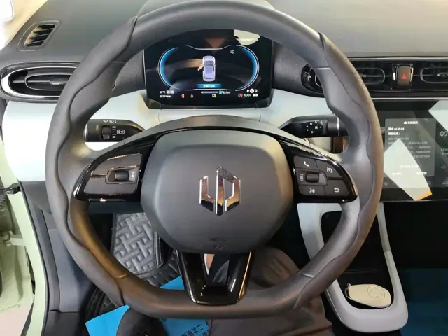 Leapmotor T03 — Фото автомобиля 15