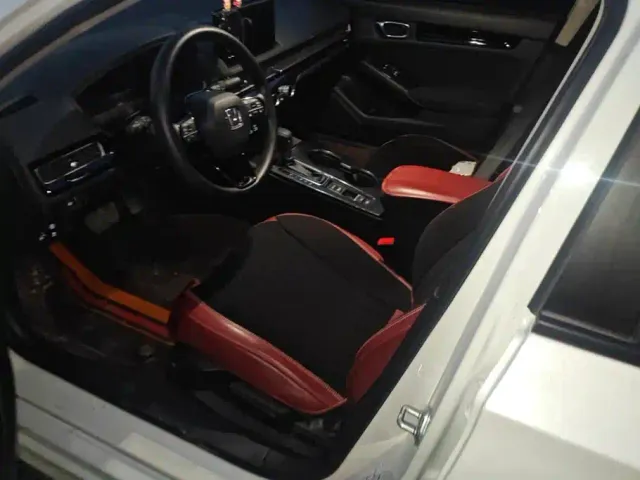 Honda Civic — Фото автомобиля 9