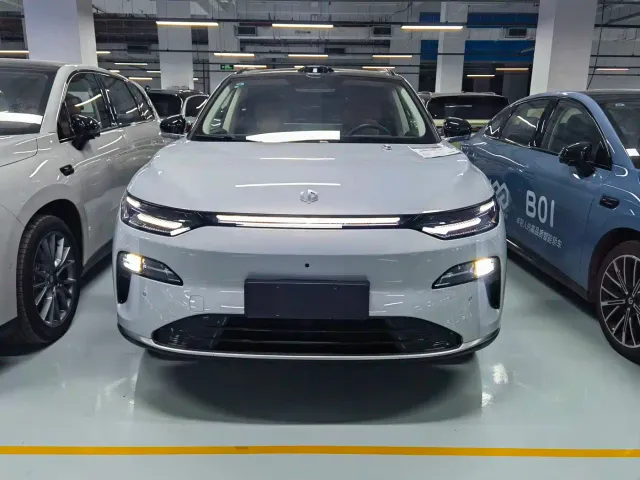Leapmotor C11 — Фото автомобиля 2