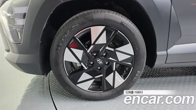 Hyundai Kona SX2 — Фото автомобиля 5
