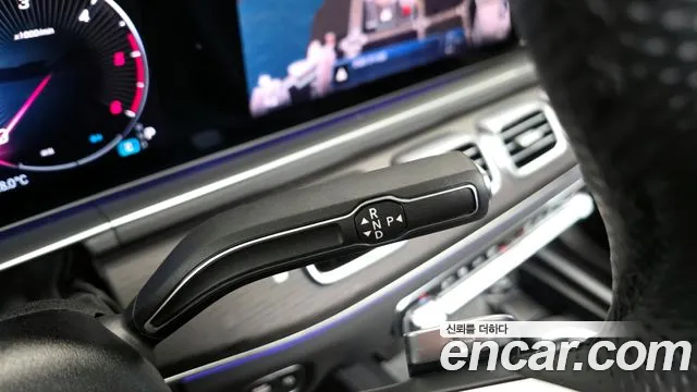 Mercedes-Benz GLE-Class — Фото автомобиля 9