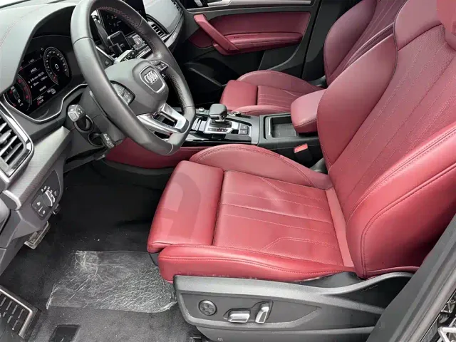 Audi Q5L — Фото автомобиля 12