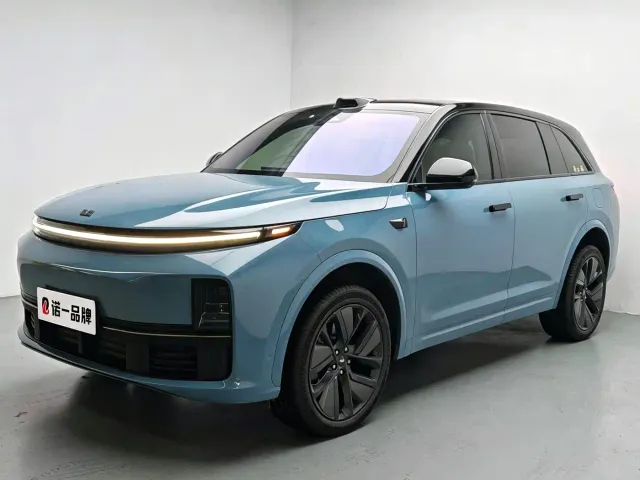Фотография автомобиля — Li Auto L7