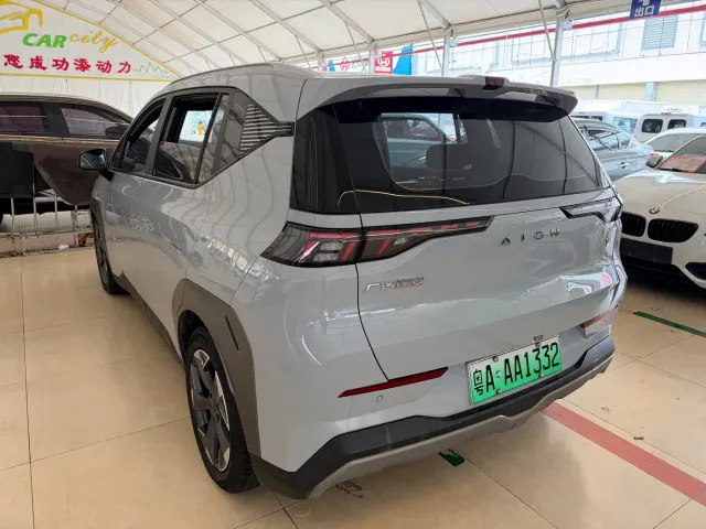 GAC Aion Y — Фото автомобиля 14