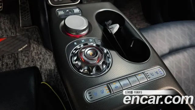 Genesis GV60 — Фото автомобиля 9