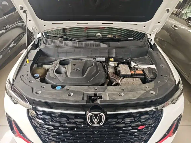 Changan CS35 Plus — Фото автомобиля 19