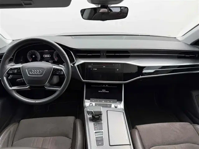 Audi A7L — Фото автомобиля 6