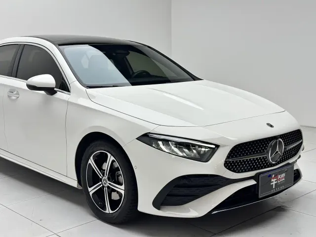 Mercedes-Benz A-Class — Фото автомобиля 23