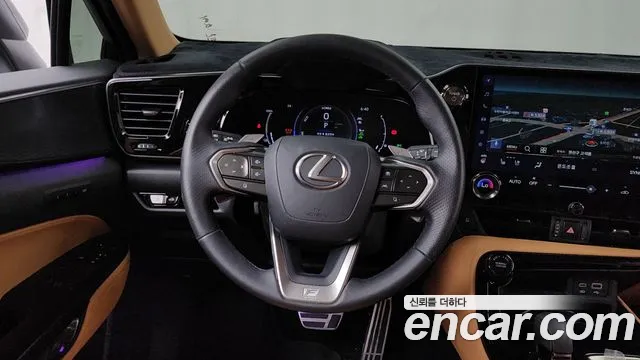 Lexus NX — Фото автомобиля 11