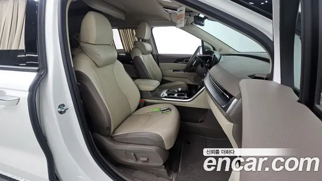 Kia Carnival 4th Gen — Фото автомобиля 17