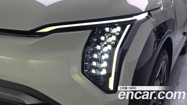 Kia EV3 — Фото автомобиля 7