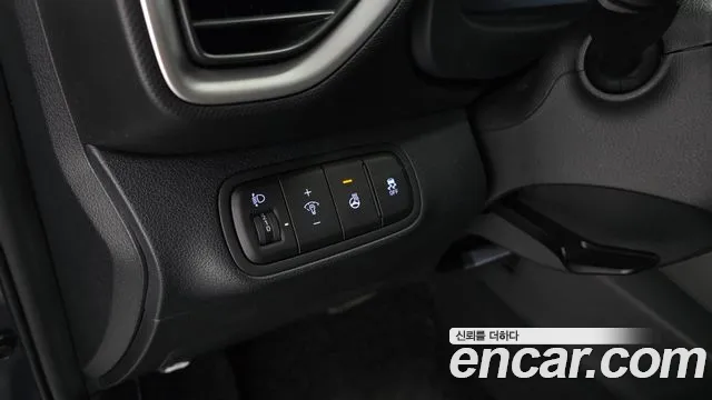 Hyundai Venue Venue 1.6 Premium — Фото автомобиля 14
