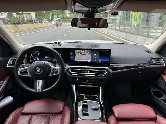 BMW 3 Series — Фото автомобиля 7