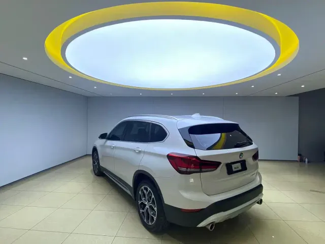 BMW X1 — Фото автомобиля 6