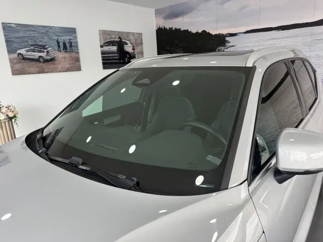 Volvo XC40 — Фото автомобиля 6