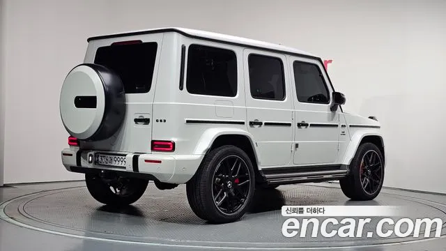 Mercedes-Benz G-Class — Фото автомобиля 2