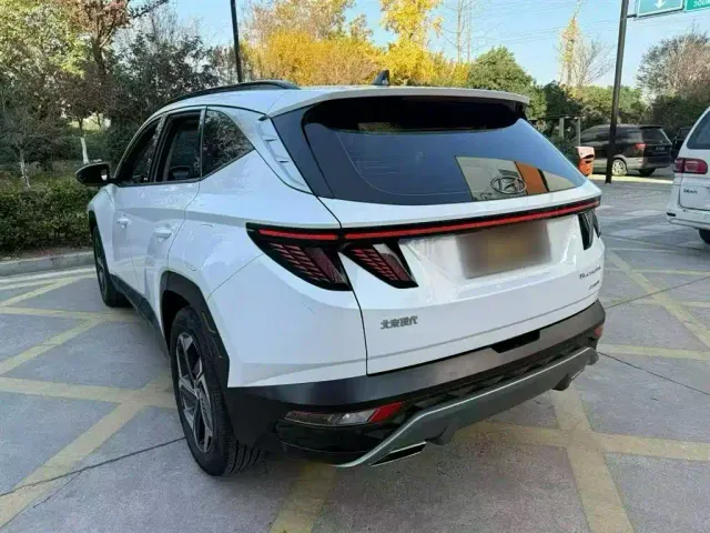 Hyundai Tucson — Фото автомобиля 16